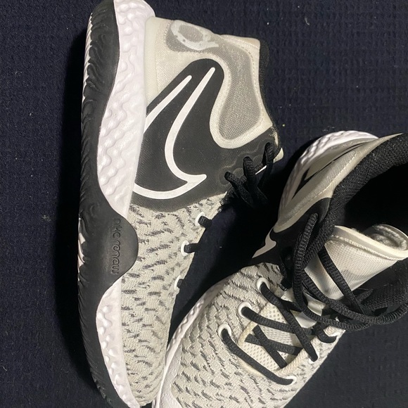 Nike KD Trey 5 VIII EP Basketball shoes - Picture 2 of 5